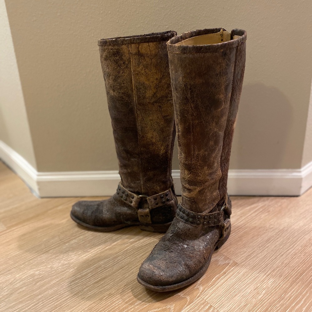 Frye textured leather boots